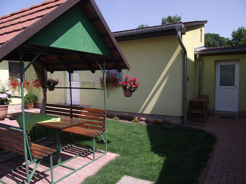 Apartman Kaszas Garden Mosonmagyaróvár Eksteriør billede